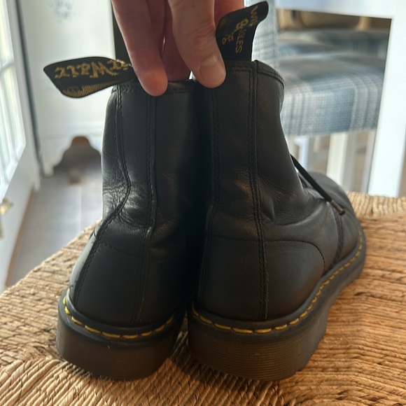 Doc Dr. Martens black original boots, men’s size 9 - Picture 3 of 3